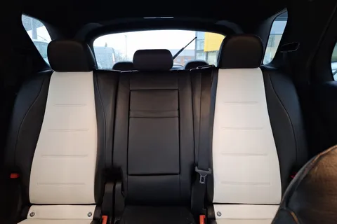 CK20FUA Mercedes-Benz GLE GLE 300d 4Matic AMG Line Premium 5dr 9G-Tronic Thumbnail #11