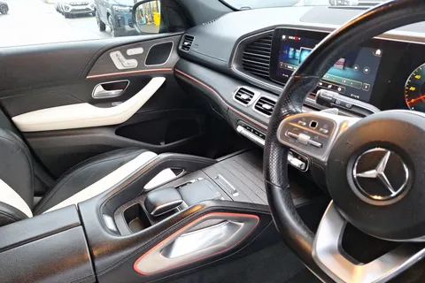 CK20FUA Mercedes-Benz GLE GLE 300d 4Matic AMG Line Premium 5dr 9G-Tronic Thumbnail #13