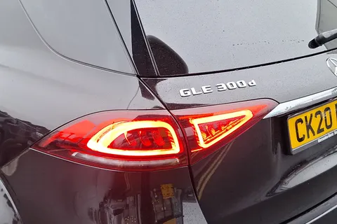 CK20FUA Mercedes-Benz GLE GLE 300d 4Matic AMG Line Premium 5dr 9G-Tronic Thumbnail #17