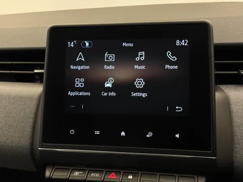 DV24NTG Renault Clio 1.0 TCe 90 Evolution 5dr Thumbnail #26