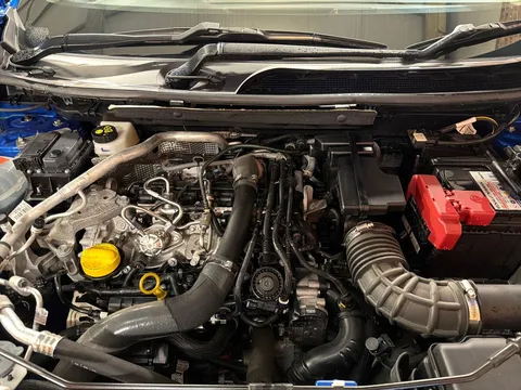 OE72SZD Nissan Qashqai 1.3 DiG-T MH 158 N-Connecta 5dr Thumbnail #10