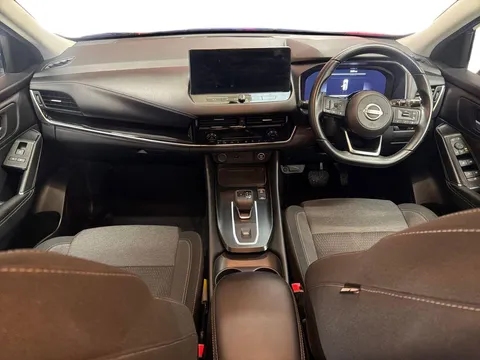 OE72SZD Nissan Qashqai 1.3 DiG-T MH 158 N-Connecta 5dr Thumbnail #12