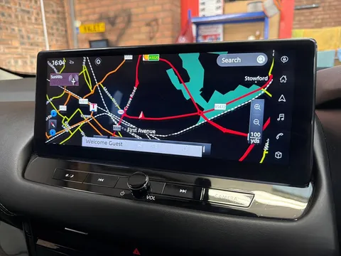 OE72SZD Nissan Qashqai 1.3 DiG-T MH 158 N-Connecta 5dr Thumbnail #14