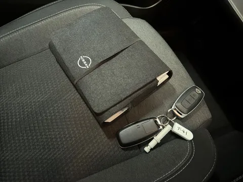 OE72SZD Nissan Qashqai 1.3 DiG-T MH 158 N-Connecta 5dr Thumbnail #21