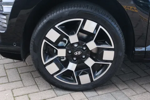 EN25BBU Hyundai Kona 160kW Ultimate 65kWh 5dr Auto [Lux Pack] Thumbnail #7