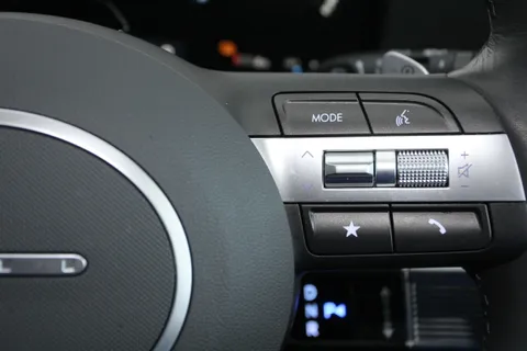 EN25BBU Hyundai Kona 160kW Ultimate 65kWh 5dr Auto [Lux Pack] Thumbnail #24