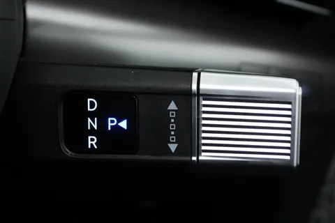 EN25BBU Hyundai Kona 160kW Ultimate 65kWh 5dr Auto [Lux Pack] Thumbnail #27