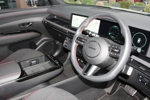 MD75LVC Hyundai Tucson 1.6T Hybrid N Line 5dr Auto Thumbnail #18