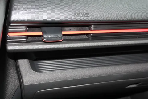 MV75XBH Hyundai Kona 1.6 Hybrid 129 N Line 5dr DCT Thumbnail #11