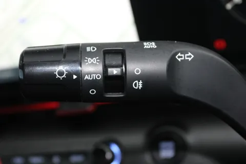 MV75XBH Hyundai Kona 1.6 Hybrid 129 N Line 5dr DCT Thumbnail #23