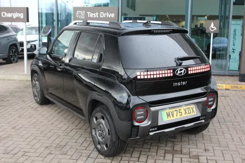 MV75XDX Hyundai Inster 85kW Cross 49kWh 5dr Auto Thumbnail #32