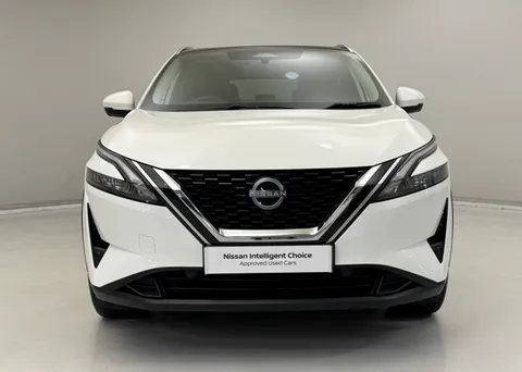 YB22MDX Nissan Qashqai 1.3 DiG-T MH N-Connecta [Glass Roof] 5dr Thumbnail #4