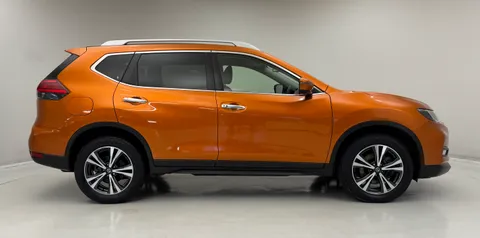 DE21GXL Nissan X-Trail 1.7 dCi N-Connecta 5dr 4WD Thumbnail #5