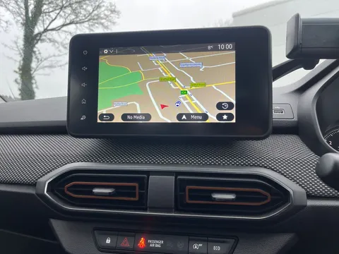 BP71RVZ Dacia Sandero Stepway 1.0 TCe Prestige 5dr Thumbnail #10