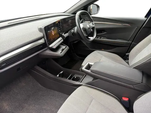 SW72OTZ Renault Megane E-Tech EV60 160kW Techno 60kWh Optimum Charge 5dr Auto Thumbnail #9