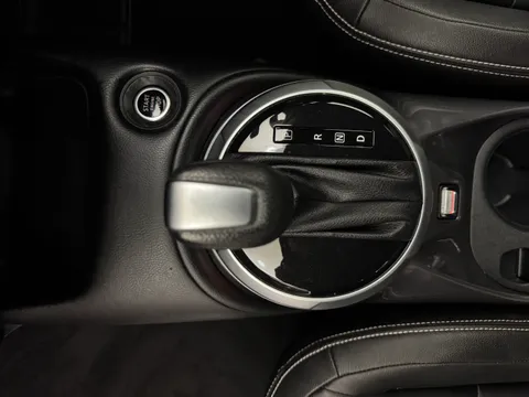 NL23UKK Nissan Juke 1.0 DiG-T 114 Tekna 5dr DCT Thumbnail #16