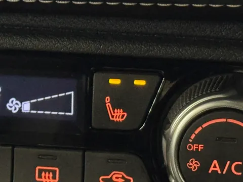 NL23UKK Nissan Juke 1.0 DiG-T 114 Tekna 5dr DCT Thumbnail #27