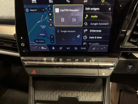 BL72XBT Renault Megane E-Tech EV60 160kW Launch Edition 60kWh OC 5dr Auto Thumbnail #14