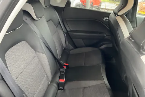 HV20ELO Renault Captur 1.5 dCi 95 S Edition 5dr Thumbnail #13