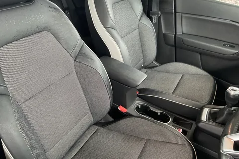 HV20ELO Renault Captur 1.5 dCi 95 S Edition 5dr Thumbnail #25