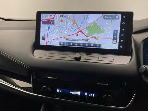 YC72VFJ Nissan Qashqai 1.3 DiG-T MH N-Connecta 5dr Thumbnail #10