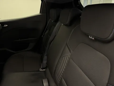 500JXJ Renault Clio 1.6 E-TECH full hybrid 145 Esprit Alpine 5dr Auto Thumbnail #9