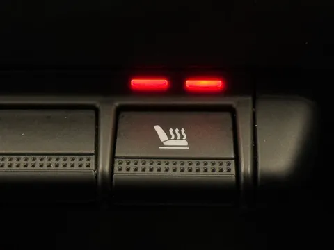 500JXJ Renault Clio 1.6 E-TECH full hybrid 145 Esprit Alpine 5dr Auto Thumbnail #21