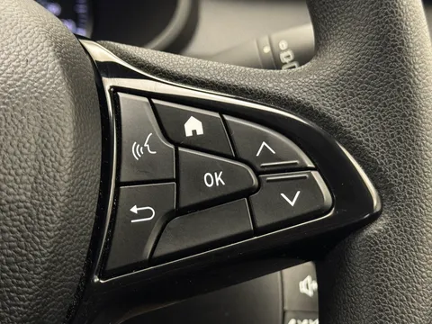 DU23YYL Dacia Sandero 1.0 Tce Essential 5dr Thumbnail #22