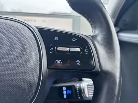 24 of 39 for Hyundai Ioniq 5 160kW Ultimate 73 kWh 5dr Auto - ZERO DEPOSIT FINANCE AND CASHBACK AVAILABLE