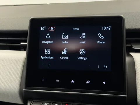 22 of 31 for Renault Clio 1.0 TCe 90 Techno 5dr