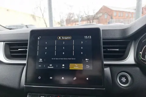 HT24LJO Renault Captur 1.0 TCE 90 Techno 5dr Thumbnail #41