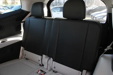 LM75OCR Hyundai Ioniq 9 226kW Calligraphy 110kWh 5dr AWD Auto Thumbnail #15