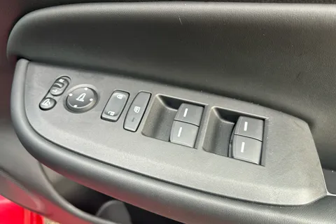 DT73ZKS Honda Jazz 1.5 i-MMD Hybrid Advance 5dr eCVT Thumbnail #24
