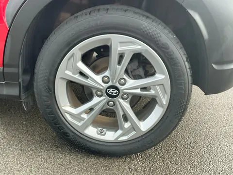 14 of 29 for Hyundai Kona 1.0 TGDi 48V MHEV SE Connect 5dr - ZERO DEPOSIT FINANCE & CASHBACK AVAILABLE