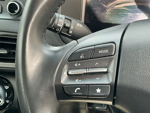 18 of 29 for Hyundai Kona 1.0 TGDi 48V MHEV SE Connect 5dr - ZERO DEPOSIT FINANCE & CASHBACK AVAILABLE