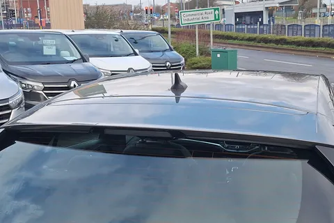 VU68DHE Vauxhall Astra 1.6T 16V 200 Elite Nav 5dr Thumbnail #24