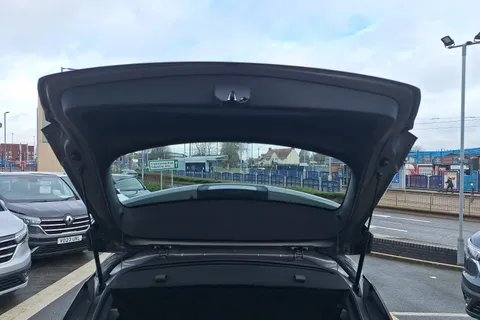 VU68DHE Vauxhall Astra 1.6T 16V 200 Elite Nav 5dr Thumbnail #21