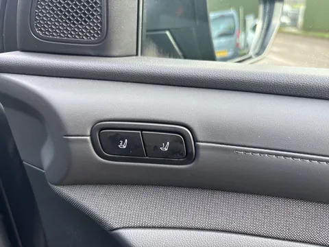 MM75HYY Hyundai Tucson 1.6T 239 Hybrid Ultimate 5dr Auto Thumbnail #18