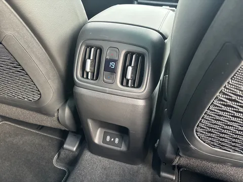 MM75HYY Hyundai Tucson 1.6T 239 Hybrid Ultimate 5dr Auto Thumbnail #23