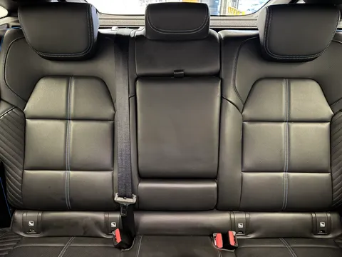 CK74FUF Renault ARKANA 1.6 E-Tech FHEV 145 Esprit Alpine 5dr Auto Thumbnail #15