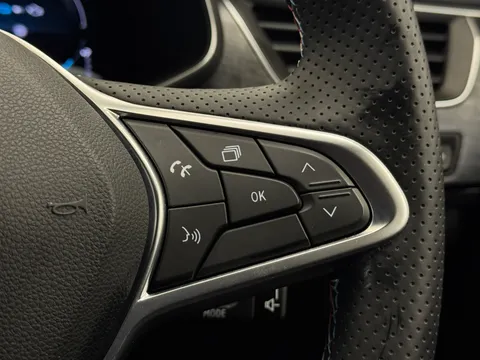 CK74FUF Renault ARKANA 1.6 E-Tech FHEV 145 Esprit Alpine 5dr Auto Thumbnail #22