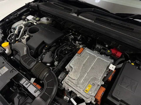 CK74FUF Renault ARKANA 1.6 E-Tech FHEV 145 Esprit Alpine 5dr Auto Thumbnail #30