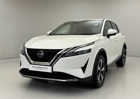 SJ72UEO Nissan Qashqai 1.3 DiG-T MH 158 N-Connecta 5dr Thumbnail #5