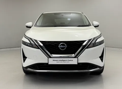 SJ72UEO Nissan Qashqai 1.3 DiG-T MH 158 N-Connecta 5dr Thumbnail #4