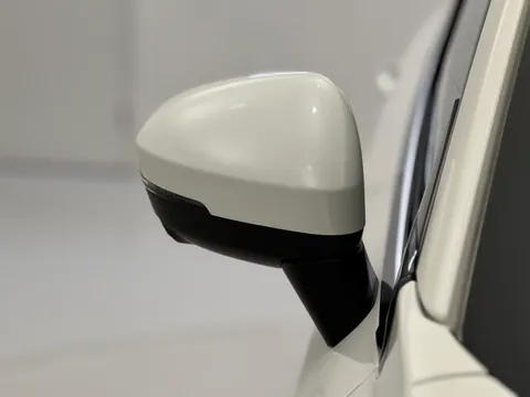 SJ72UEO Nissan Qashqai 1.3 DiG-T MH 158 N-Connecta 5dr Thumbnail #33