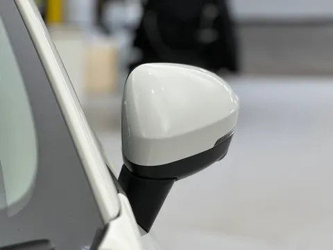 SJ72UEO Nissan Qashqai 1.3 DiG-T MH 158 N-Connecta 5dr Thumbnail #34