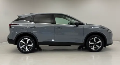 GD22CJJ Nissan Qashqai 1.3 DiG-T MH N-Connecta 5dr Thumbnail #10