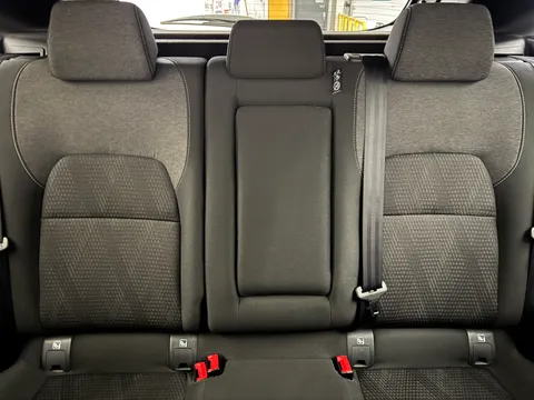 GD22CJJ Nissan Qashqai 1.3 DiG-T MH N-Connecta 5dr Thumbnail #17