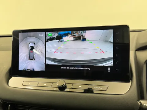 DY72ZRG Nissan Qashqai 1.3 DiG-T MH N-Connecta [Glass Roof] 5dr Thumbnail #28