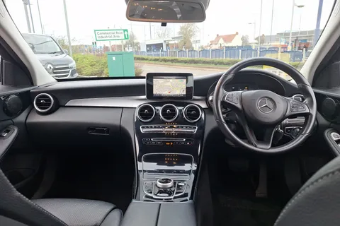 KO18EXF Mercedes-Benz C-Class C200 SE 4dr 9G-Tronic Thumbnail #4